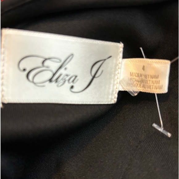 Eliza J Feather Cuff Black Mini Cocktail Dress - Picture 4 of 9